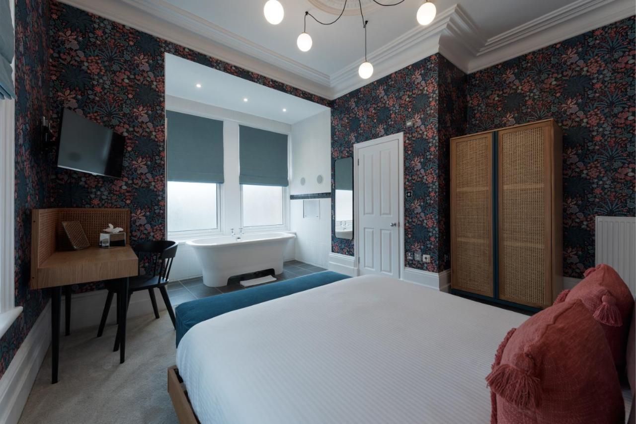 The Clarence Boutique Rooms ポーツマス エクステリア 写真