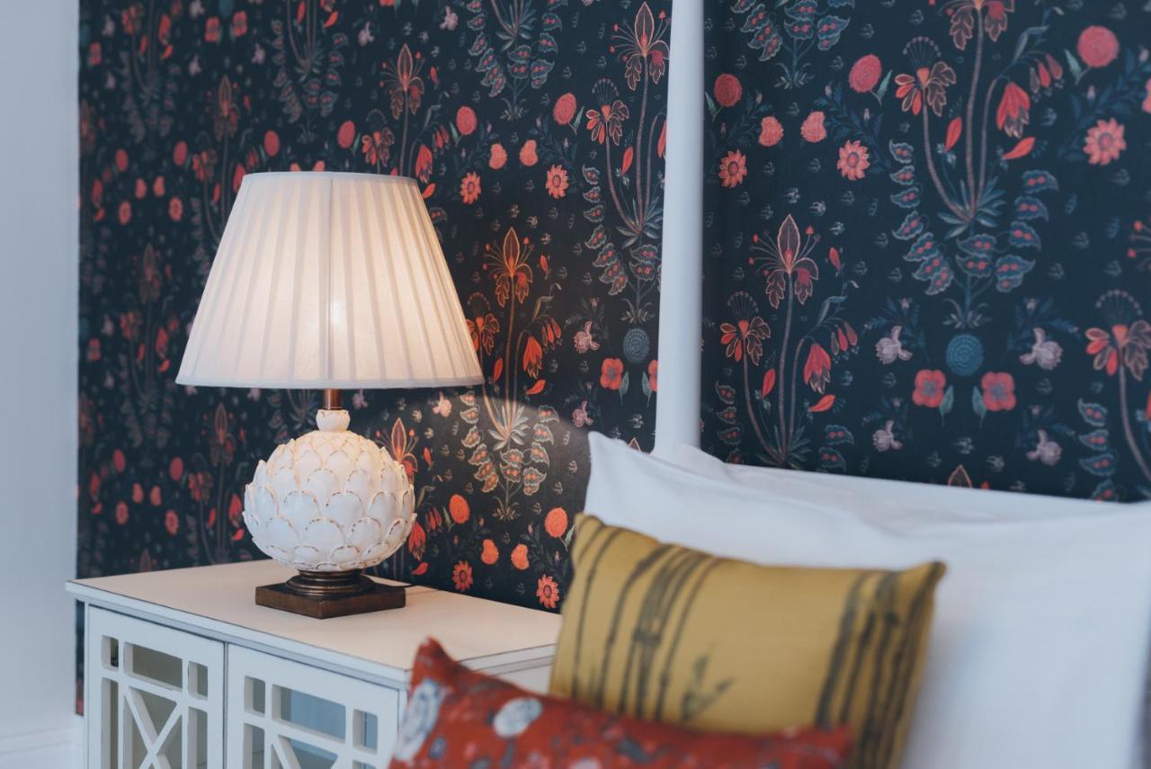 The Clarence Boutique Rooms ポーツマス エクステリア 写真